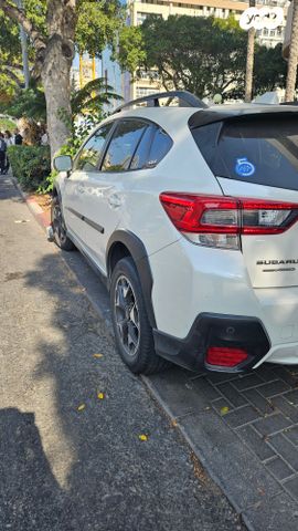 מודעת רכב סובארו XV