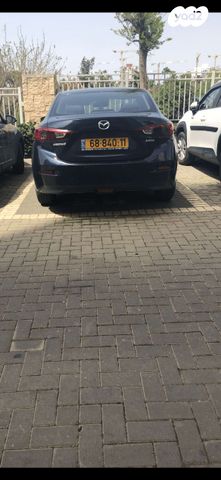 מודעת רכב מאזדה 3