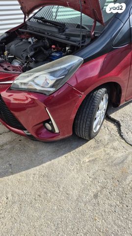 טויוטה יאריס