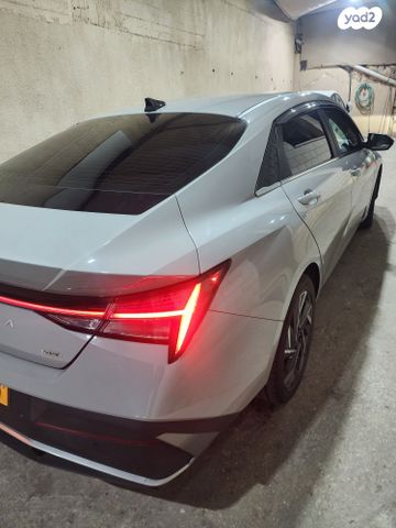 יונדאי אלנטרה