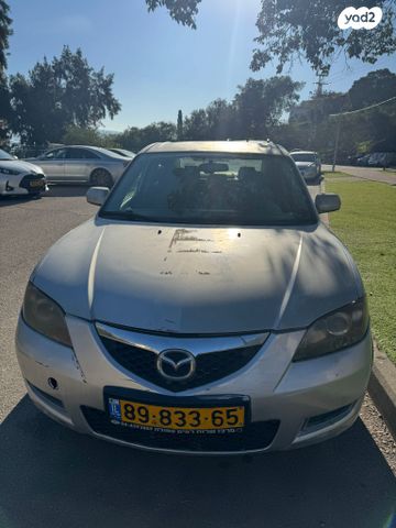 מודעת רכב מאזדה 3