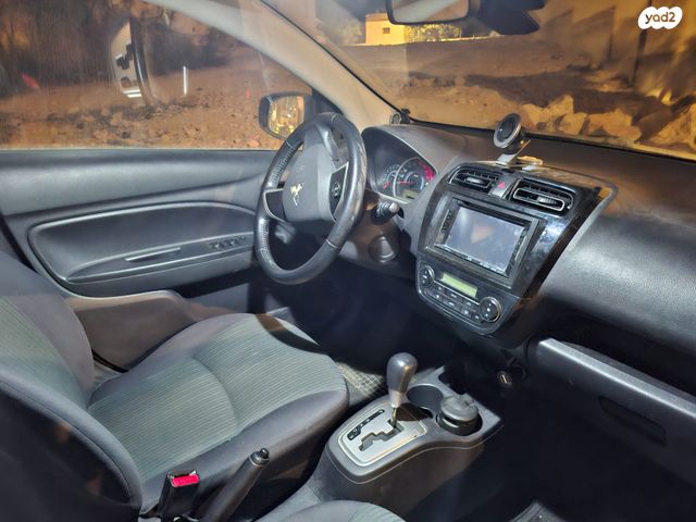 מודעת רכב מיצובישי אטראז'