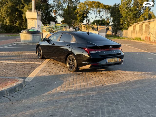 יונדאי אלנטרה