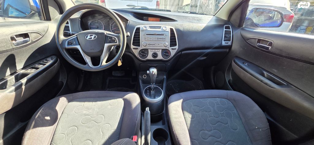 מודעת רכב יונדאי i20
