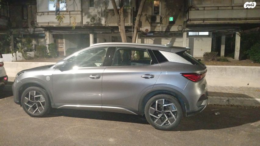 מודעת רכב בי.ווי.די אטו 3