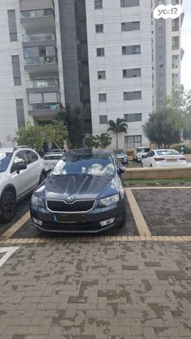 סקודה אוקטביה