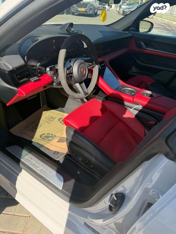 פורשה טייקן