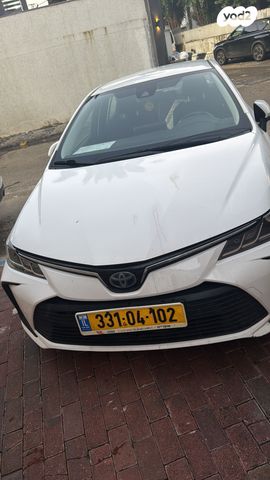 טויוטה קורולה