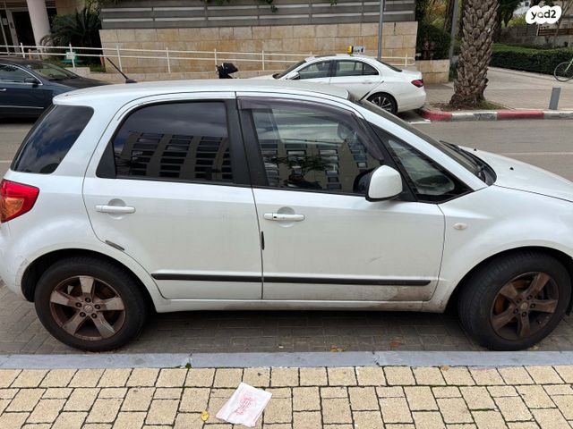 סוזוקי SX4