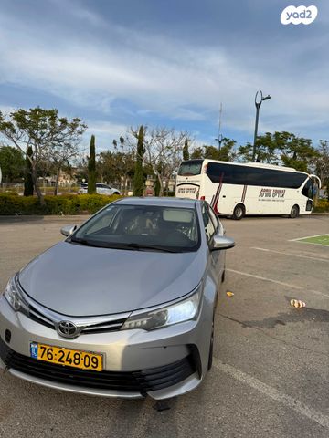 טויוטה קורולה