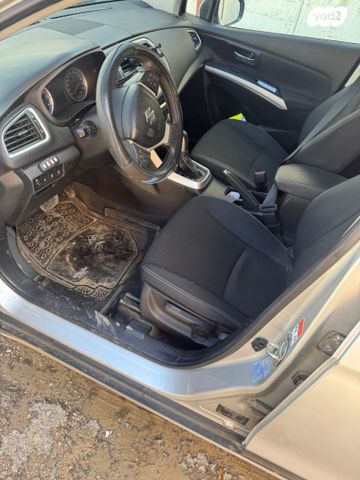 מודעת רכב סוזוקי קרוסאובר