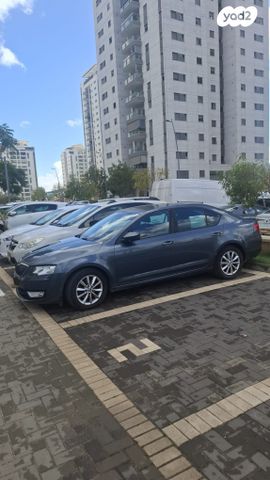 סקודה אוקטביה