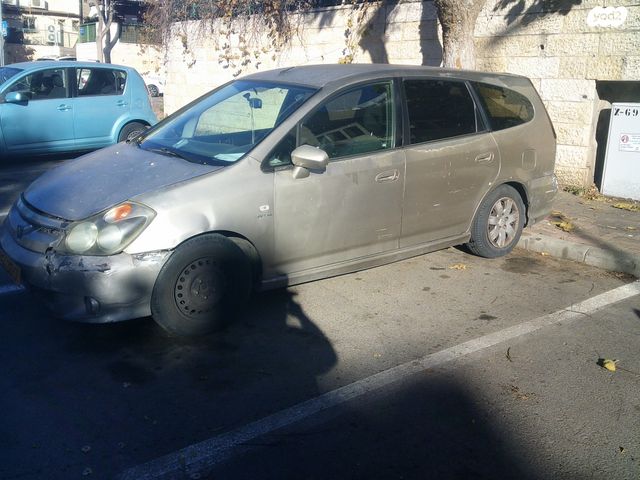 הונדה סטרים