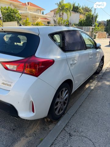 טויוטה אוריס