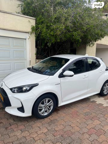 מודעת רכב טויוטה יאריס