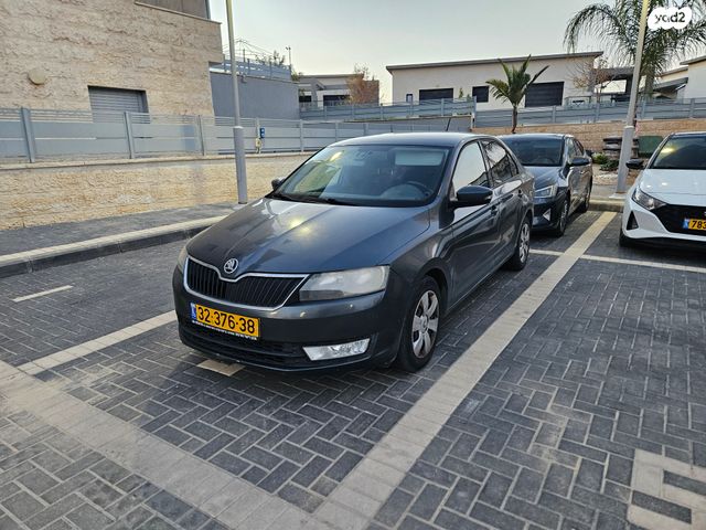 סקודה ראפיד