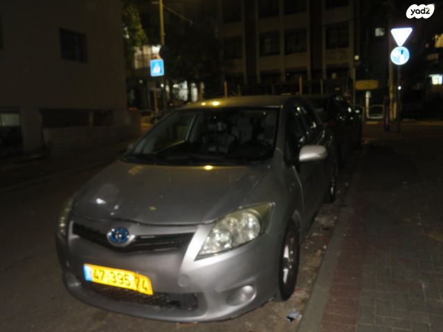 מודעת רכב טויוטה אוריס