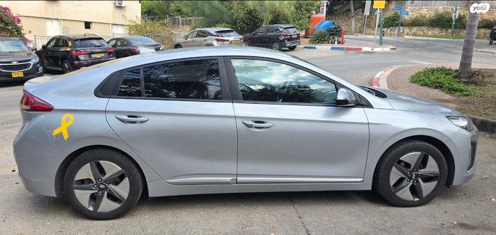 מודעת רכב יונדאי איוניק