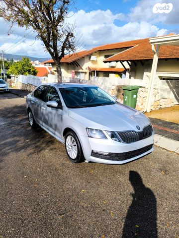 סקודה אוקטביה