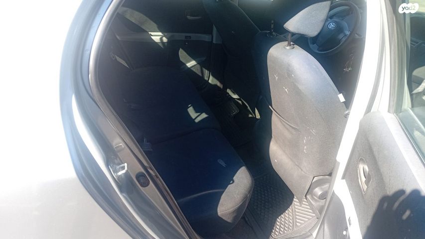 טויוטה יאריס