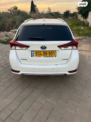 מודעת רכב טויוטה אוריס
