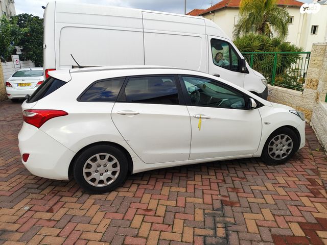 יונדאי i30