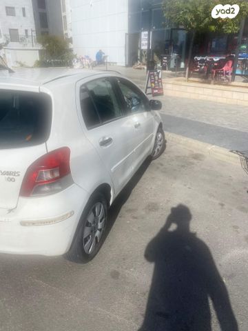 טויוטה יאריס