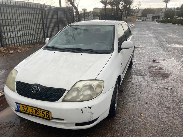 טויוטה קורולה