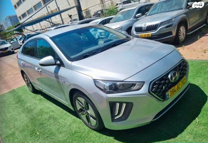 יונדאי איוניק