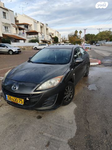 מודעת רכב מאזדה 3