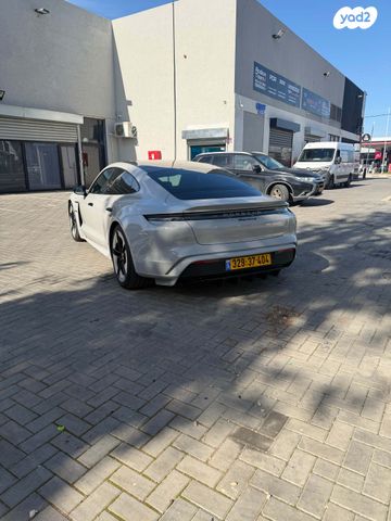 פורשה טייקן