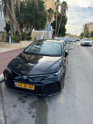 טויוטה קורולה