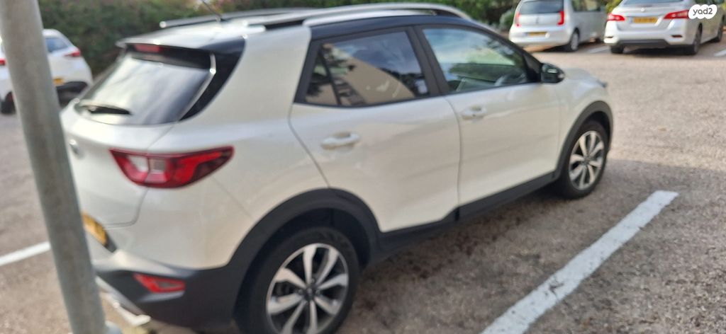 מודעת רכב קיה סטוניק