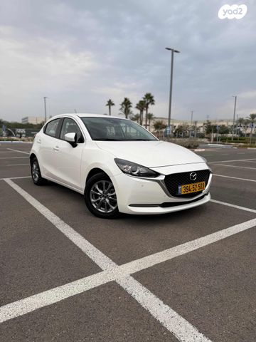 מודעת רכב מאזדה 2