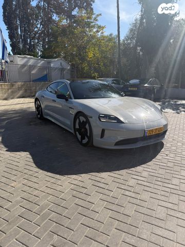 פורשה טייקן