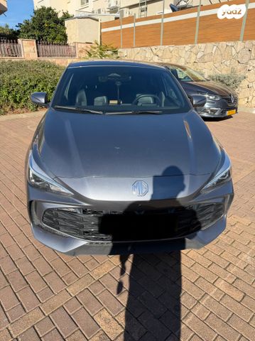 מודעת רכב אם ג'י MG3