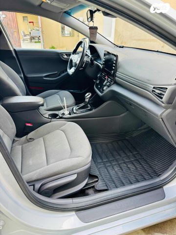 יונדאי איוניק