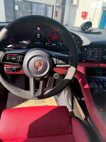 פורשה טייקן