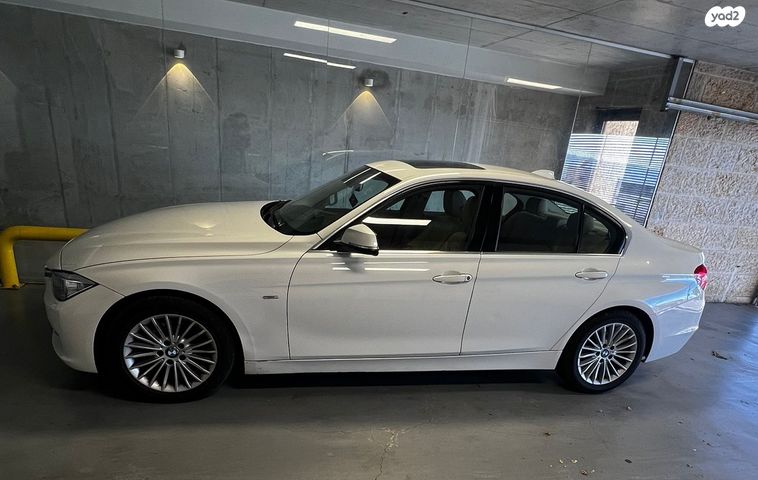 מודעת רכב ב מ וו סדרה 3