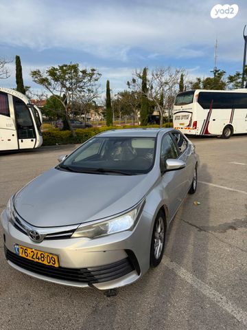 טויוטה קורולה