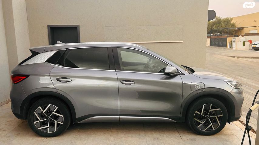 מודעת רכב בי.ווי.די אטו 3