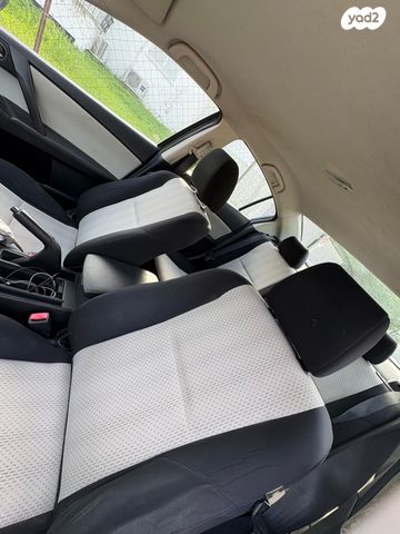 מודעת רכב מאזדה 3