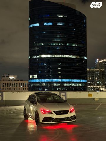 מודעת רכב סיאט לאון