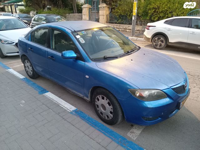 מודעת רכב מאזדה 3