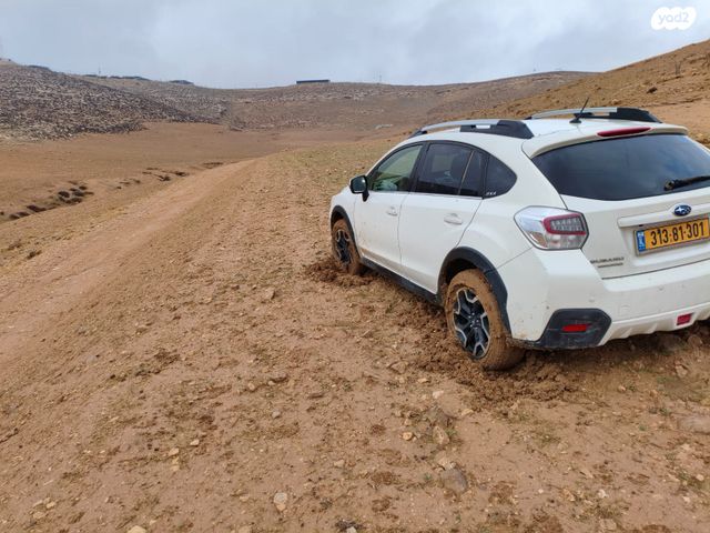 מודעת רכב סובארו XV