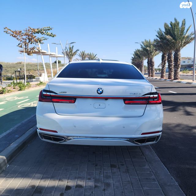 מודעת רכב ב מ וו סדרה 7