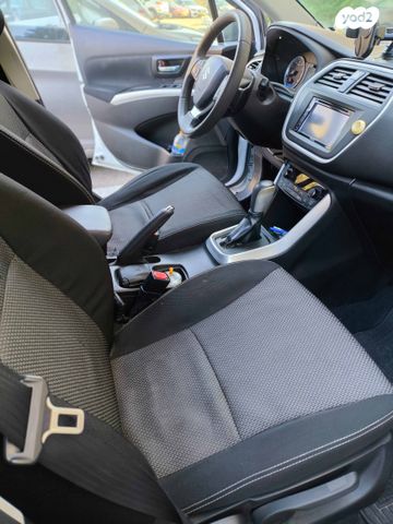 סוזוקי קרוסאובר