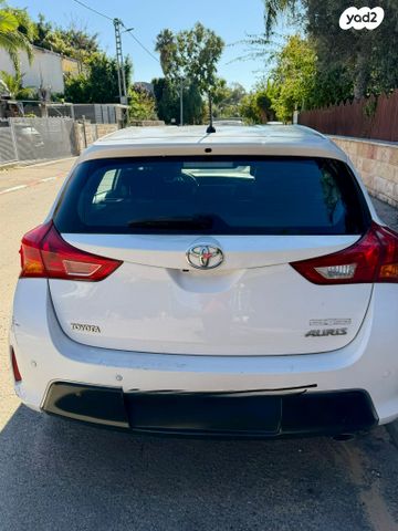 טויוטה אוריס