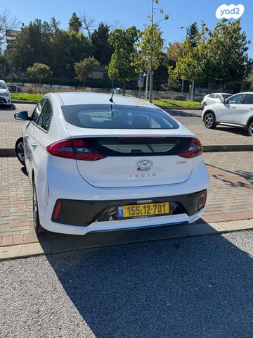 יונדאי איוניק