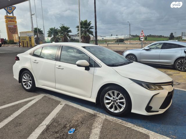 מודעת רכב טויוטה קורולה